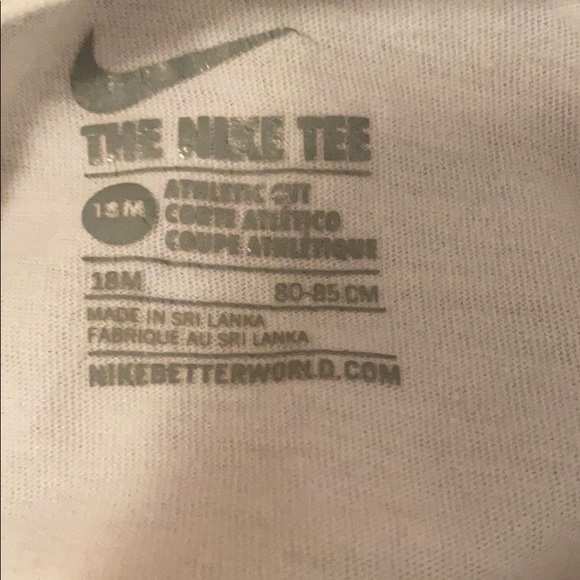 Nike Jacket w/ shirt - Picture 8 of 8